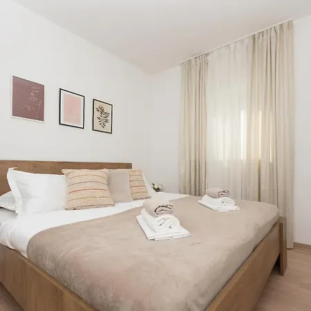 Luxury Apartment Smile Makarska Exterior photo