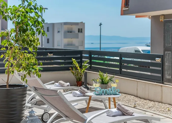 Luxury Apartment Smile-Sea View