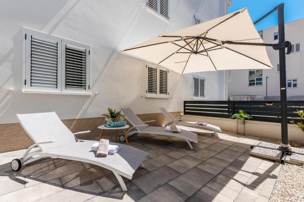 Luxury Smile Apartment *